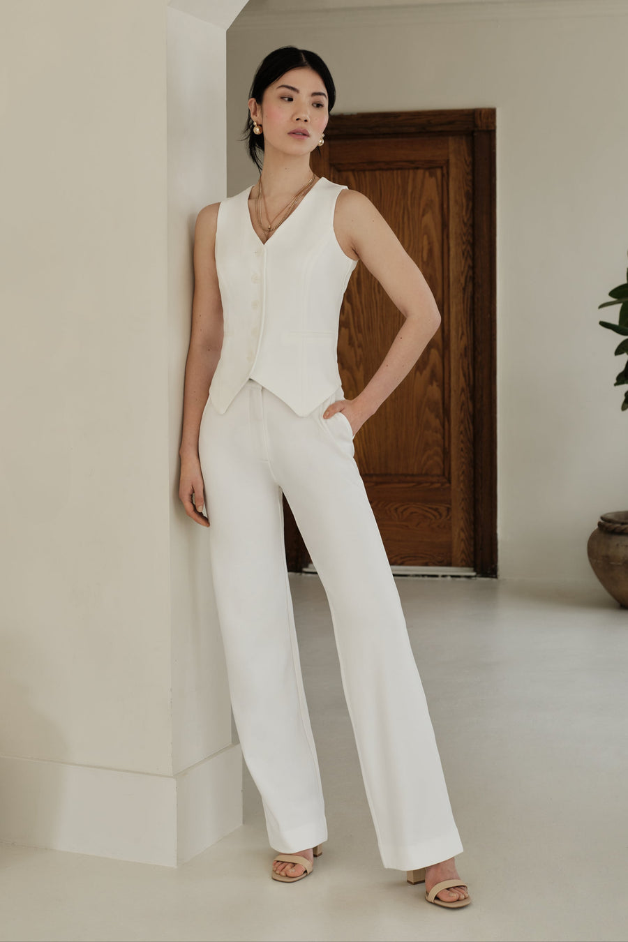 The No Gape Zora Vest Ivory