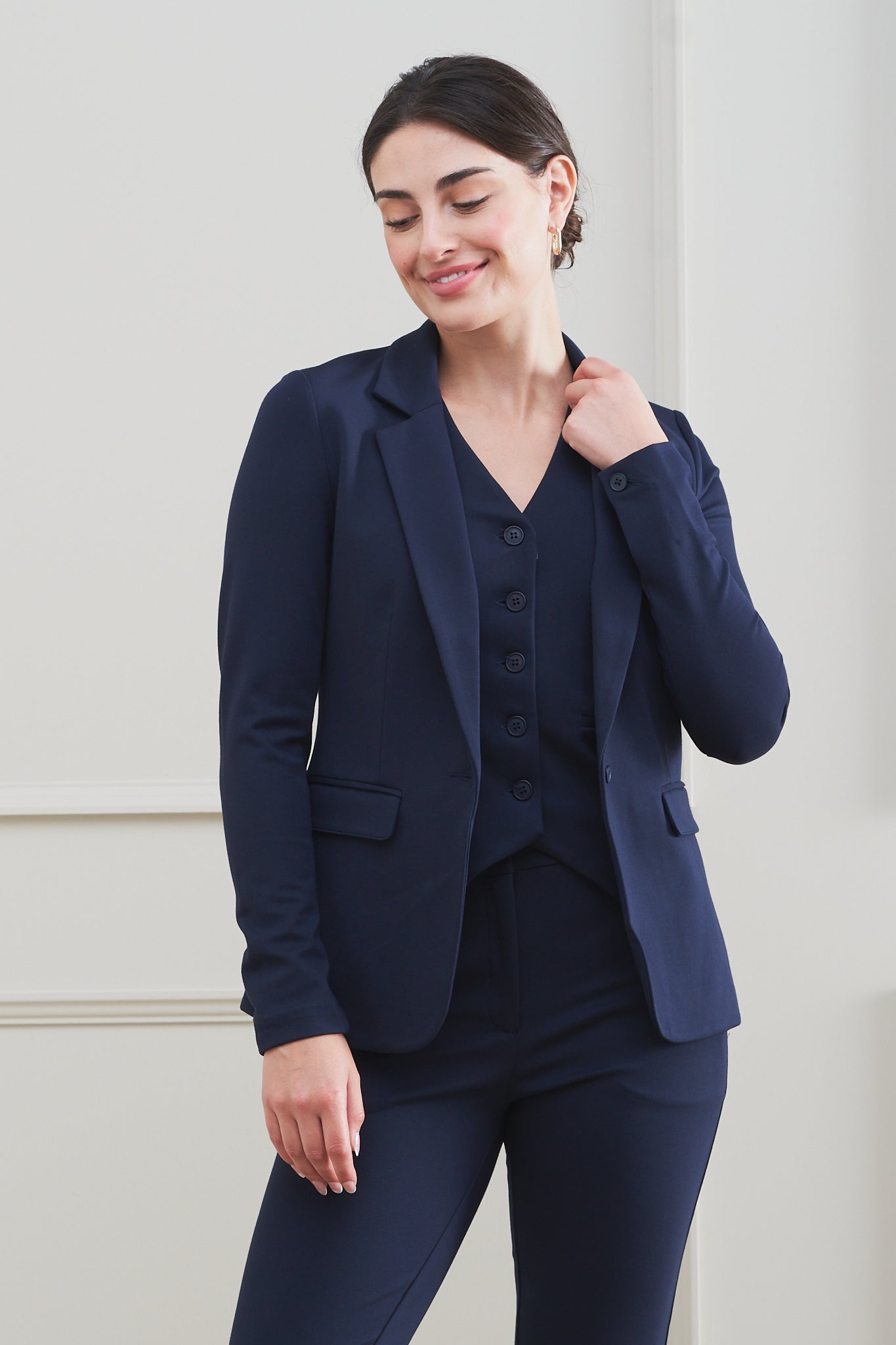 The No Gape Zora Vest Navy